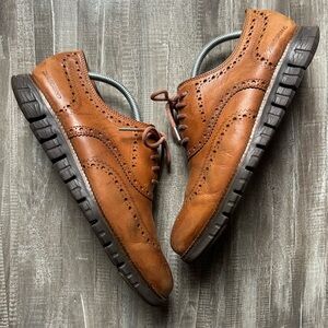 Men's Brown Leather Cole Haan shoes. Lace up. Sz 10. Smoke free home. Wing tip